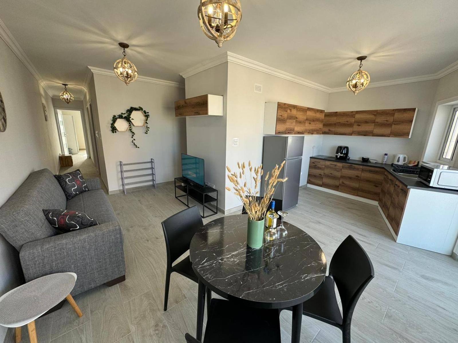 Luxury & Modern Two Bedroom Marsaskala Apartment ภายนอก รูปภาพ