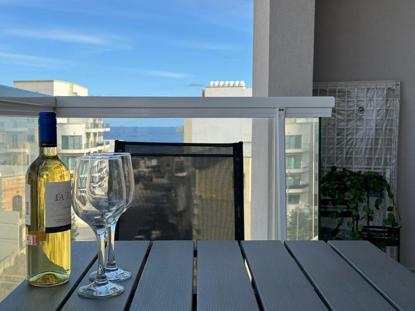 Luxury & Modern Two Bedroom Marsaskala Apartment ภายนอก รูปภาพ